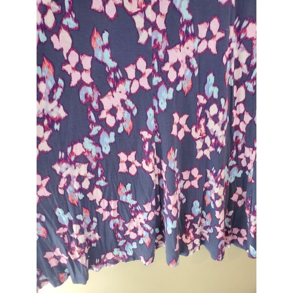 Livi Purple Watercolor Chest Cut-Out Blouse, Size 22/24 Mesh Design Rayon - Picture 4 of 7